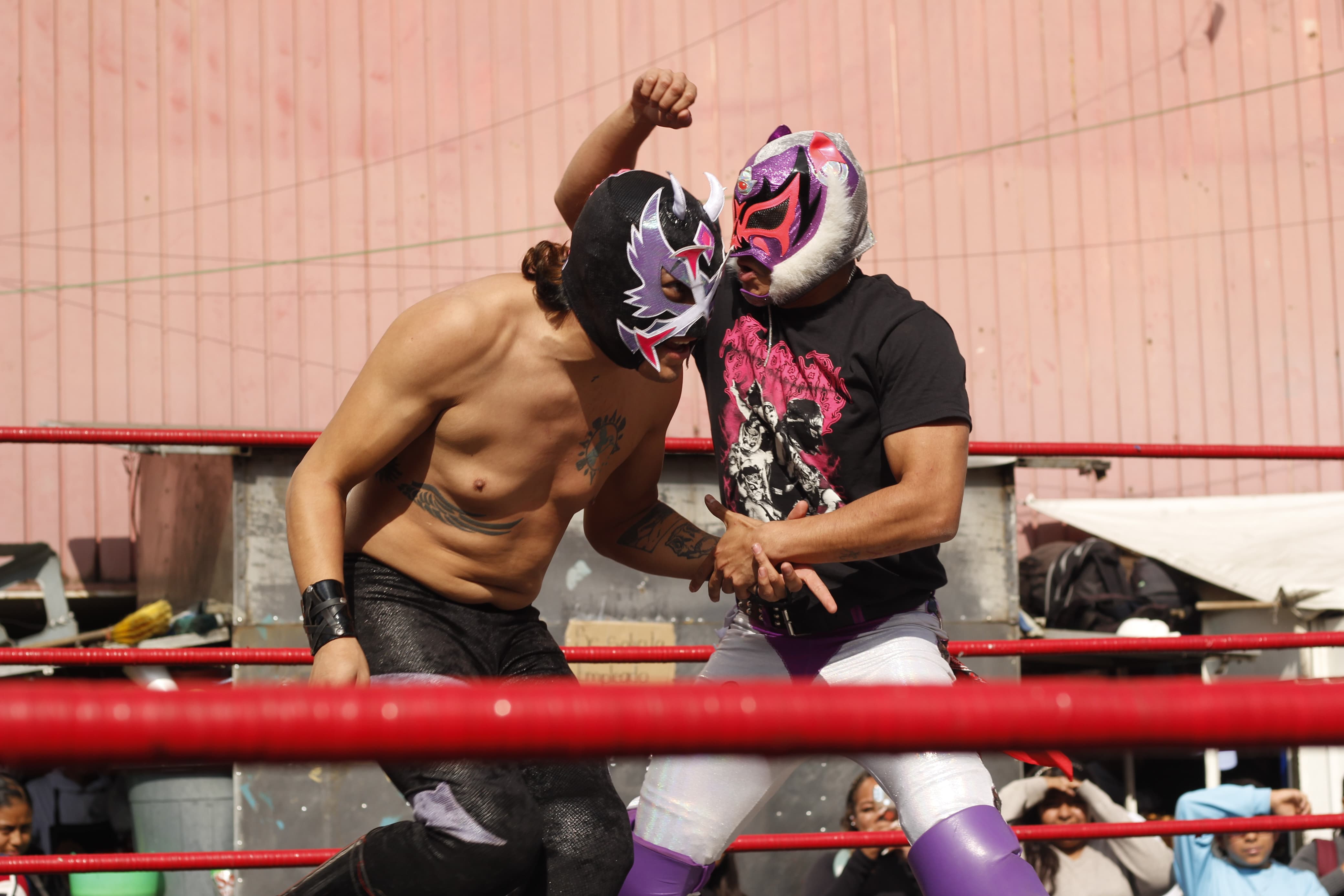 INVITAN INJUVE Y BIG LUCHA A FUNCIÓN GRATUITA DE LUCHA LIBRE EN EL ...